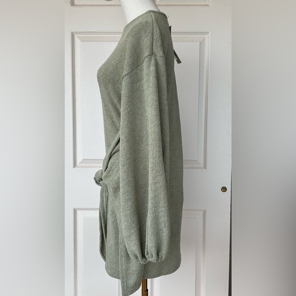 Sabo Brand Women’s Shari Knit Dress Sage Tie Front‎ Size Small - Picture 2 of 10